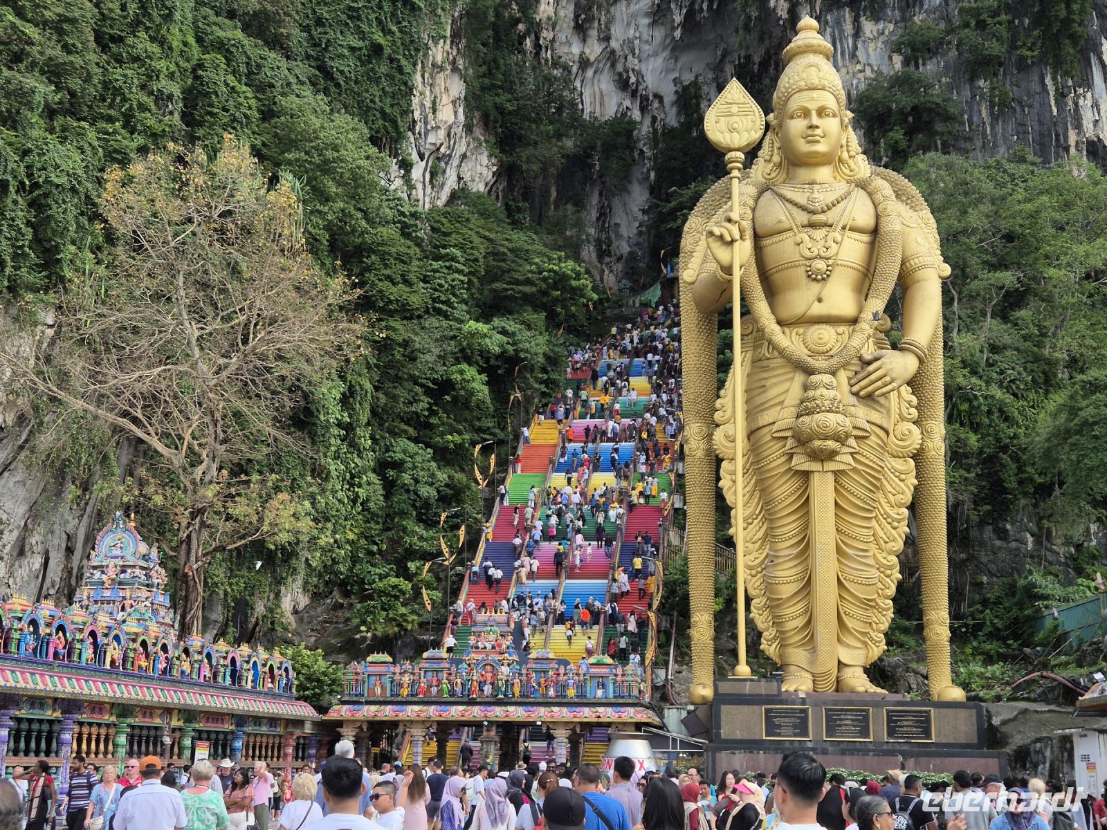 Batu Caves &ndash; &copy; Frank Nimschowski (Eberhardt TRAVEL)