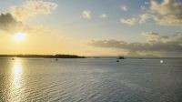 Lagune von Tahaa - Sonnenuntergang &ndash; &copy; Jacob Spangenberg (Eberhardt TRAVEL)