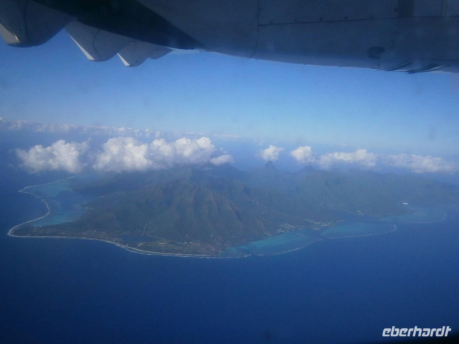 0360 Flug über Raiatea &ndash; &copy; Ngoc Anh Nguyen (Eberhardt TRAVEL)