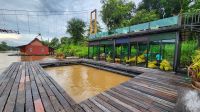 Raft Villen am River Kwai - Pool im Fluss &ndash; &copy; Petra Hady (Eberhardt TRAVEL)