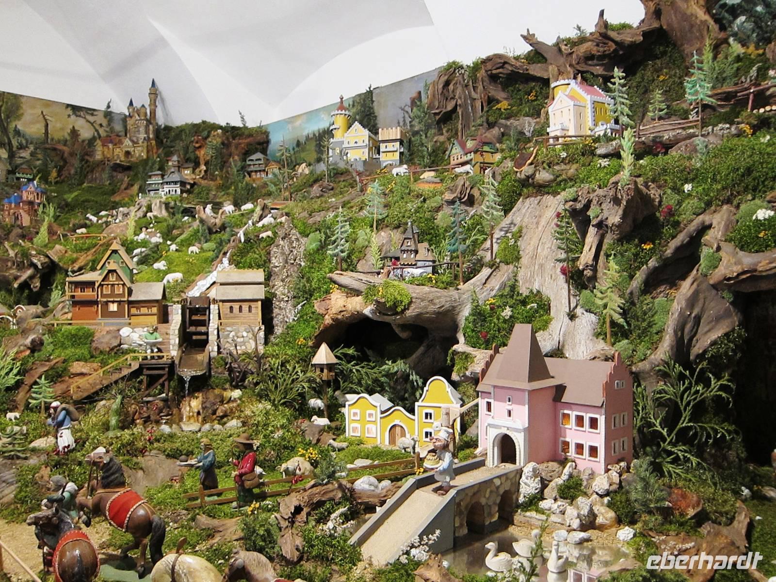 Trest - Krippenausstellung &ndash; &copy; Sylvia Ott (Eberhardt TRAVEL)