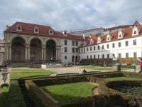 DSCN6940.JPG  Wallenstein Palais mit Burg &ndash; &copy; Kerstin Veit (Eberhardt TRAVEL)