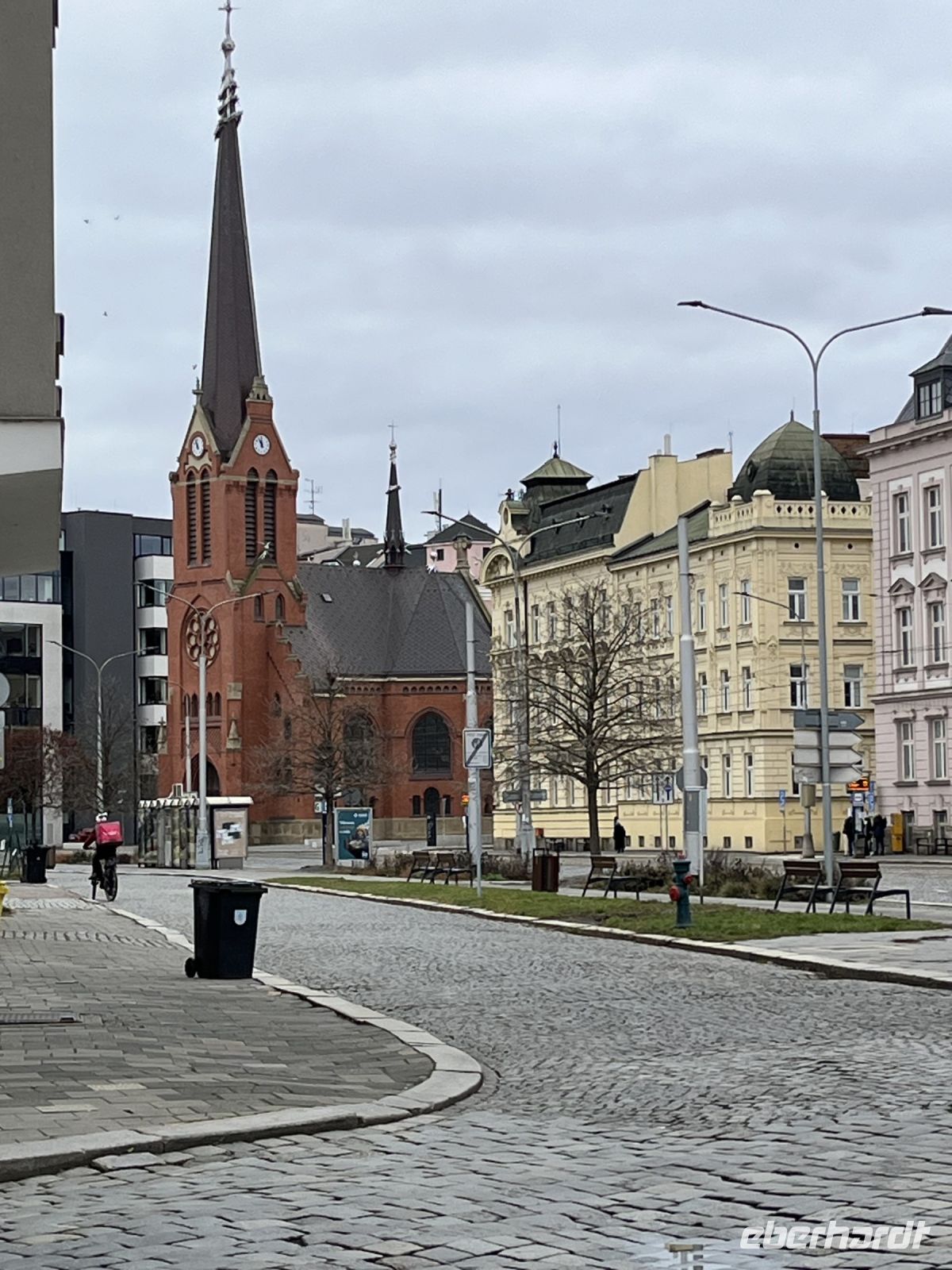 25.12.24 Stadtrundfahrt & - Gang Olmütz - Rote Kirche &ndash; &copy; Renate Schuster (Eberhardt TRAVEL)