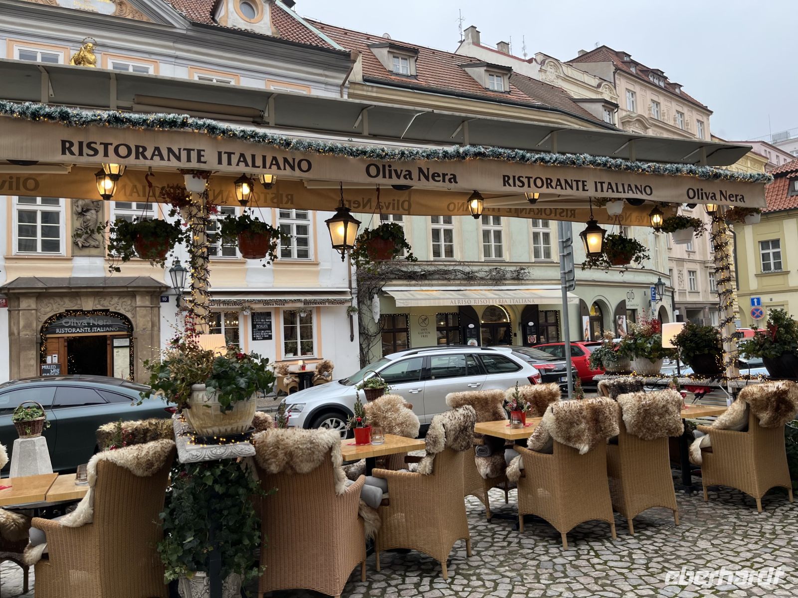 27.12.24 Abreise der Weihnachtsgäste - auf dem Weg zur Karlsbrücke entdeckt &ndash; &copy; Renate Schuster (Eberhardt TRAVEL)