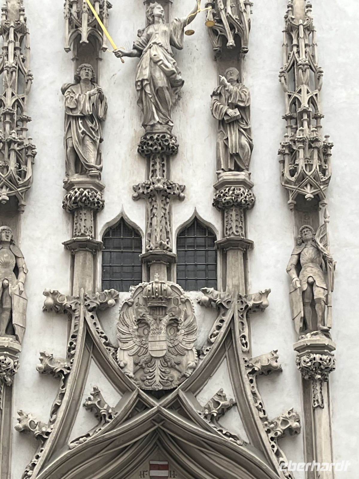 31.12.24 Stadtführung Brünn - alte Rathaus mit Brenner Wappen &ndash; &copy; Renate Schuster (Eberhardt TRAVEL)