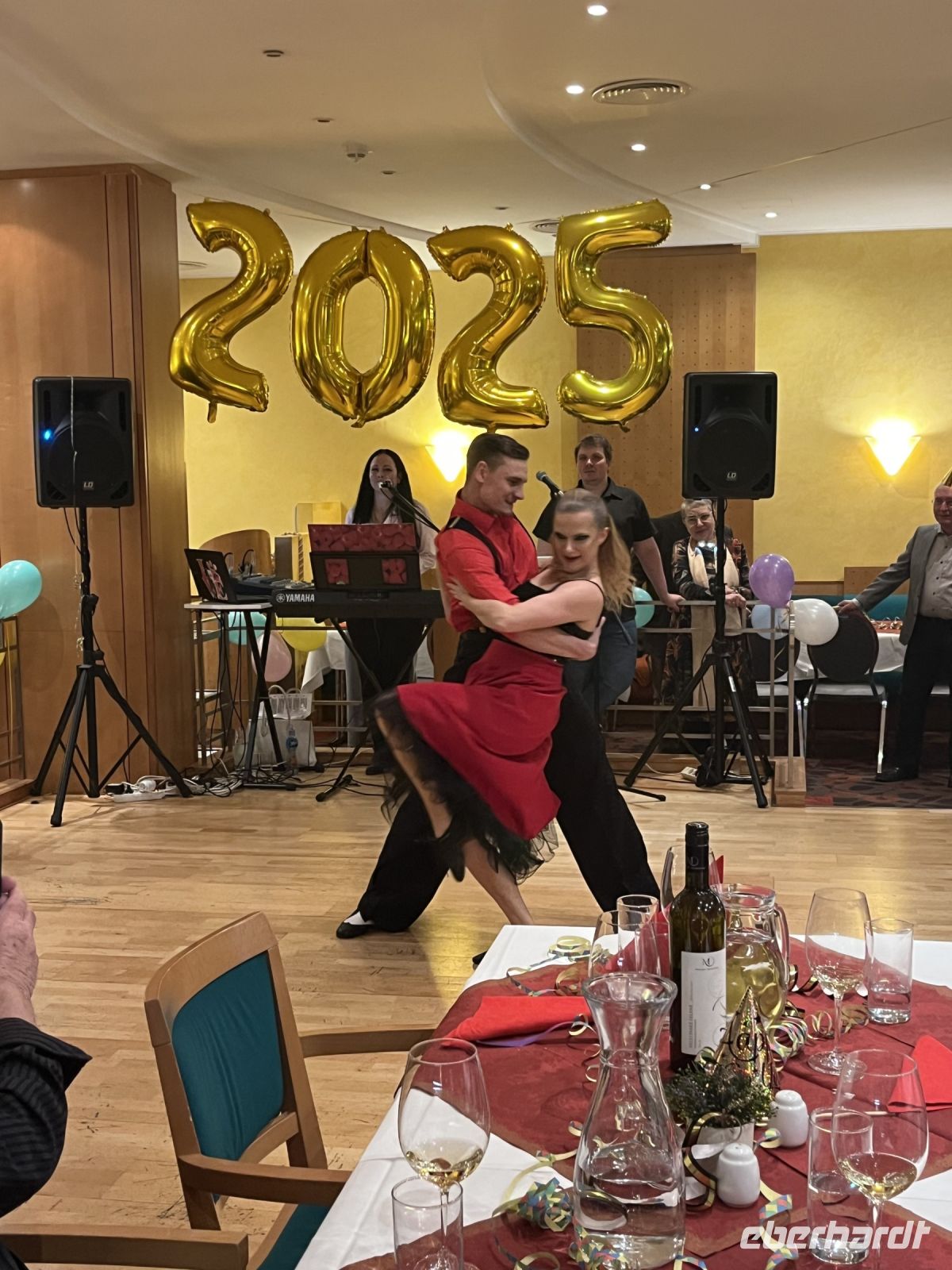 31.12.24 Silvesterabend - Tanzeinlage &ndash; &copy; Renate Schuster (Eberhardt TRAVEL)