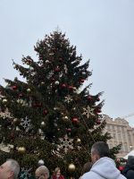 27.12.24 Abreise der Weihnachtsgäste - Weihnachtsmarkt Prag Altstädter Ring &ndash; &copy; Renate Schuster (Eberhardt TRAVEL)
