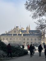 30.12.24  Schloss Lednice &ndash; &copy; Renate Schuster (Eberhardt TRAVEL)