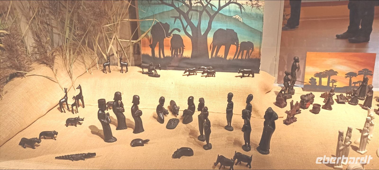 Afrikanische Krippe &ndash; &copy; Heike Meinhold (Eberhardt TRAVEL)