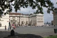 Hradschiner Platz und Prager Burg &ndash; &copy; Dominik Zilliken (Eberhardt TRAVEL)