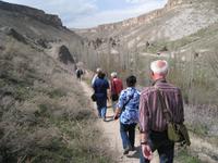 auf Ziegenpfaden im Soganlital &ndash; &copy; Jürgen Schmeißer (Eberhardt TRAVEL)