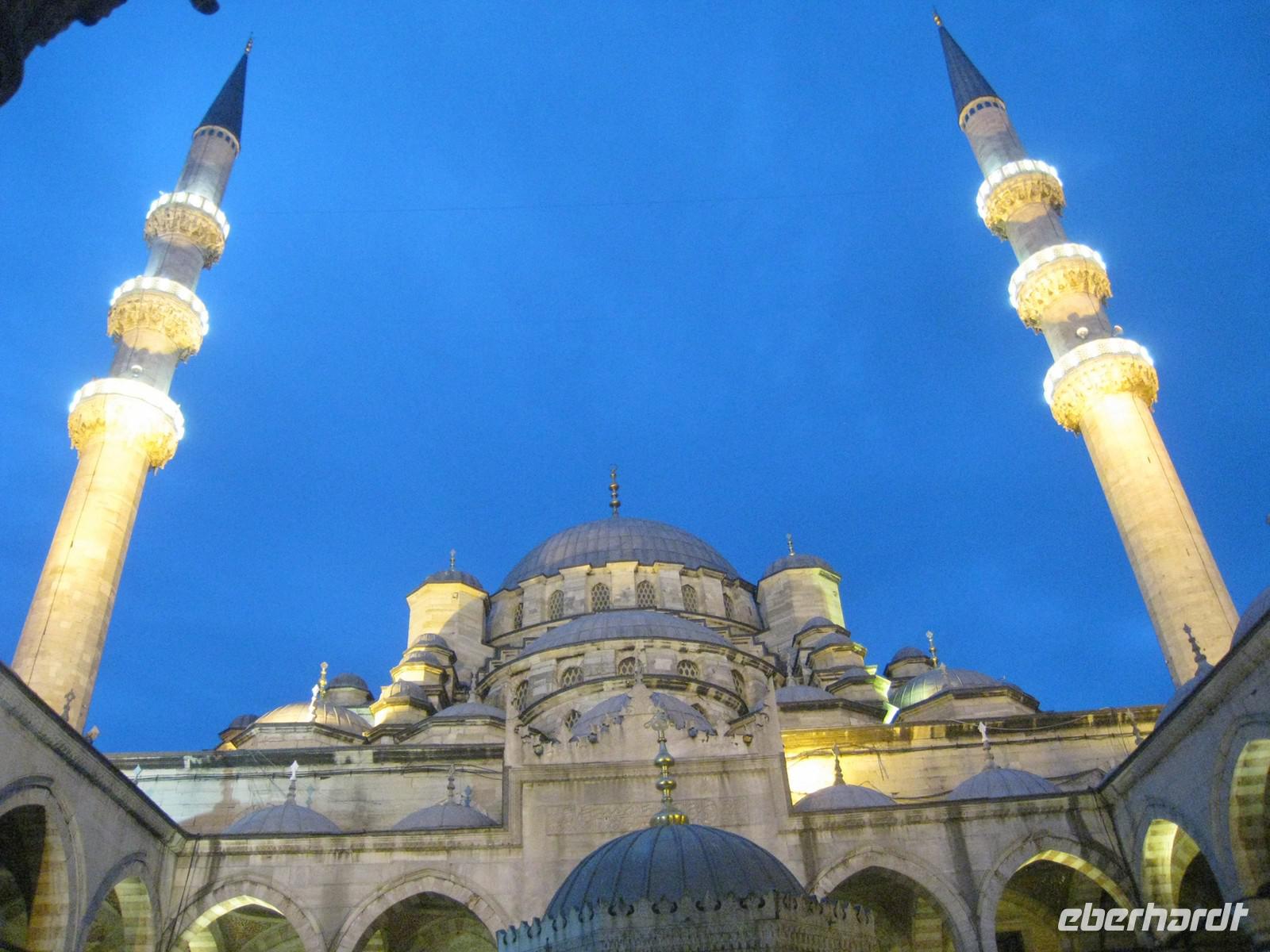 Istanbul, Neue Moschee &ndash; &copy; Jürgen Schmeißer (Eberhardt TRAVEL)
