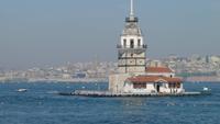 Mädchenturm, im Hintergrund Galataturm
