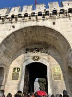 Eingang Topkapi Palast.jpeg &ndash; &copy; Andy Nguyen (Eberhardt TRAVEL)