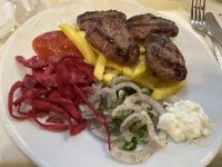 Hauptgang &ndash; &copy; Sabine Letzybyll (Eberhardt TRAVEL)