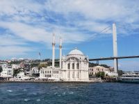 Ortaköy-Moschee (Büyük Mecidiye Camii) - Istanbul, Türkei &ndash; &copy; Marieta Beck (Eberhardt TRAVEL)