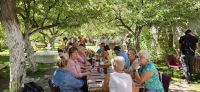 Mittagspause im Gartenrestaurant in Soganli &ndash; &copy; Ria Heilmann (Eberhardt TRAVEL)