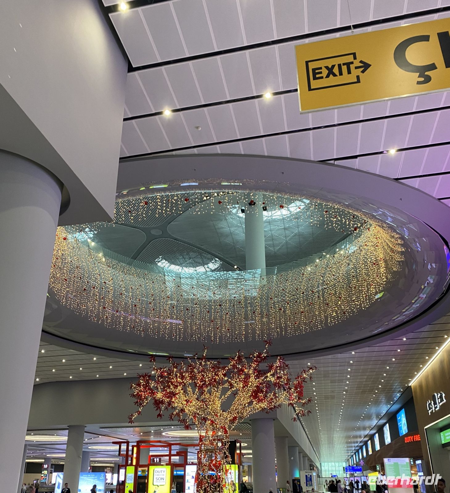 Istanbul Airport &ndash; &copy; Bettina Langendörfer (Eberhardt TRAVEL)