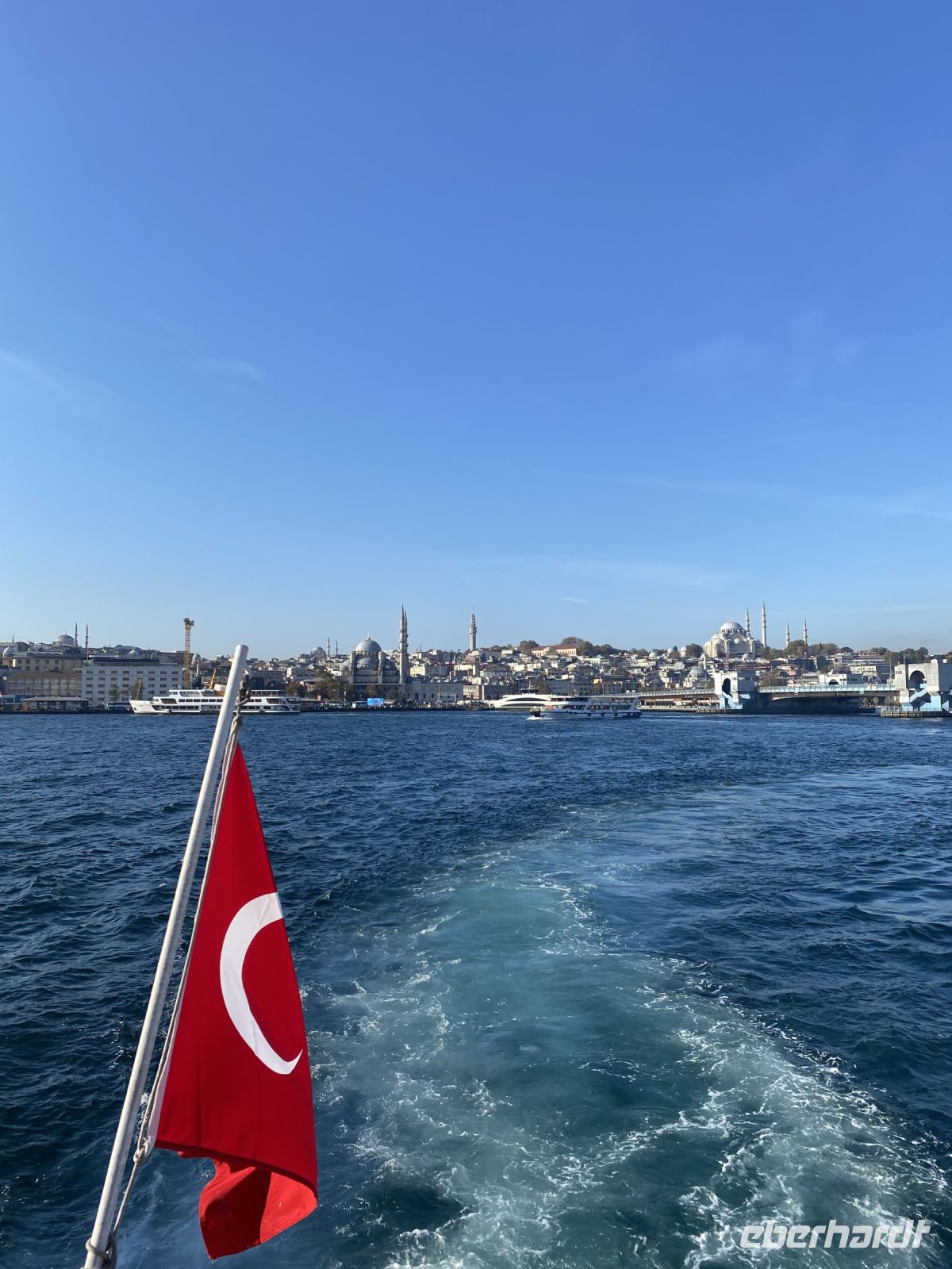 Bosporus Fahrt &ndash; &copy; Bettina Langendörfer (Eberhardt TRAVEL)