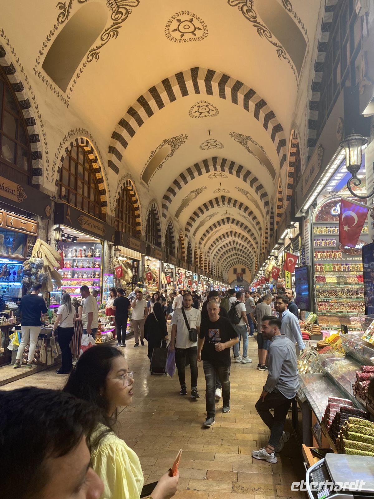 Basar &ndash; &copy; Bettina Langendörfer (Eberhardt TRAVEL)