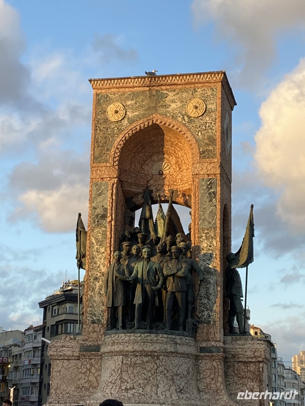Atatürk Denkmal &ndash; &copy; Bettina Langendörfer (Eberhardt TRAVEL)