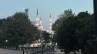Blaue Moschee beleuchtet am Abend &ndash; &copy; Valentin Meyer-Plath (Eberhardt TRAVEL)