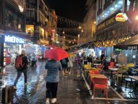 Heimweg im Regen &ndash; &copy; Heike Jack (Eberhardt TRAVEL)