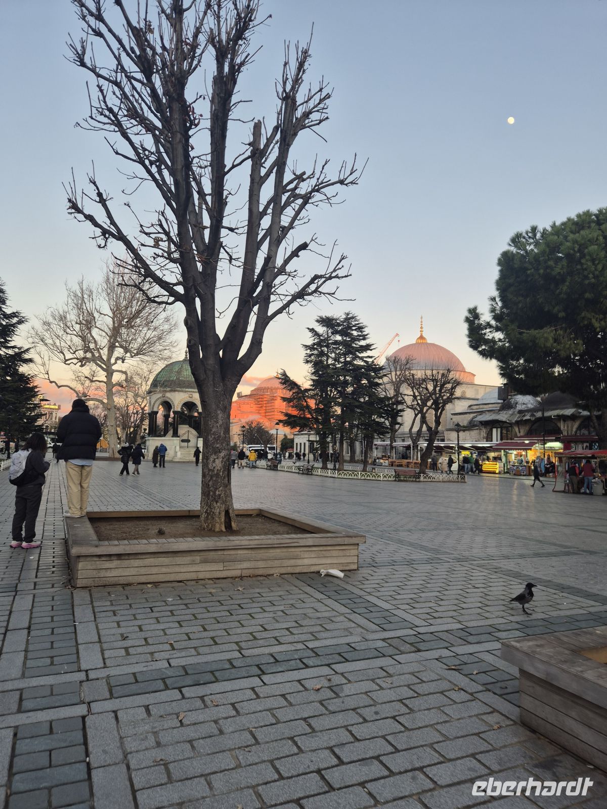 Vorplatz Sultan Ahmet Moschee Istanbul - Türkei  &ndash; &copy; Marie Dittrich (Eberhardt TRAVEL)