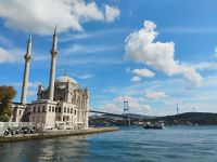 Ortaköy Moschee am Hafen  &ndash; &copy; Monika Cortese (Eberhardt TRAVEL)