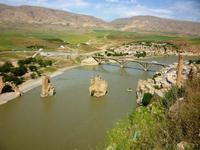 Blick von der Zitadelle auf die Brücke über den Tigris &ndash; &copy; Jutta Petzold-Herrmann (Eberhardt TRAVEL)