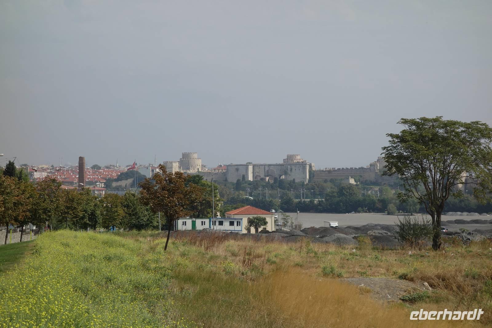 alte Stadtmauer &ndash; &copy; Melanie Kost (Eberhardt TRAVEL)