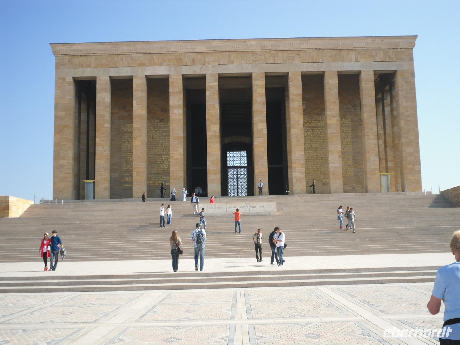 Mausoleum Ankara &ndash; &copy; Susann Schmiedel (Eberhardt TRAVEL)