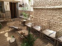 207 Besuch eines Künstlers in Tozeur &ndash; &copy; Patrick Fritzsche (Eberhardt TRAVEL)