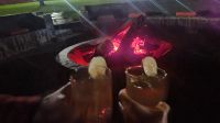 gemütlicher Abend am Lagerfeuer &ndash; &copy; Petra Hady (Eberhardt TRAVEL)