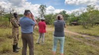 Ein Nashorn vor der Linse - nicht alle Tage &ndash; &copy; Petra Hady (Eberhardt TRAVEL)