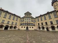 dto. Schlosshof &ndash; &copy; Birgit Hornung (Eberhardt TRAVEL)