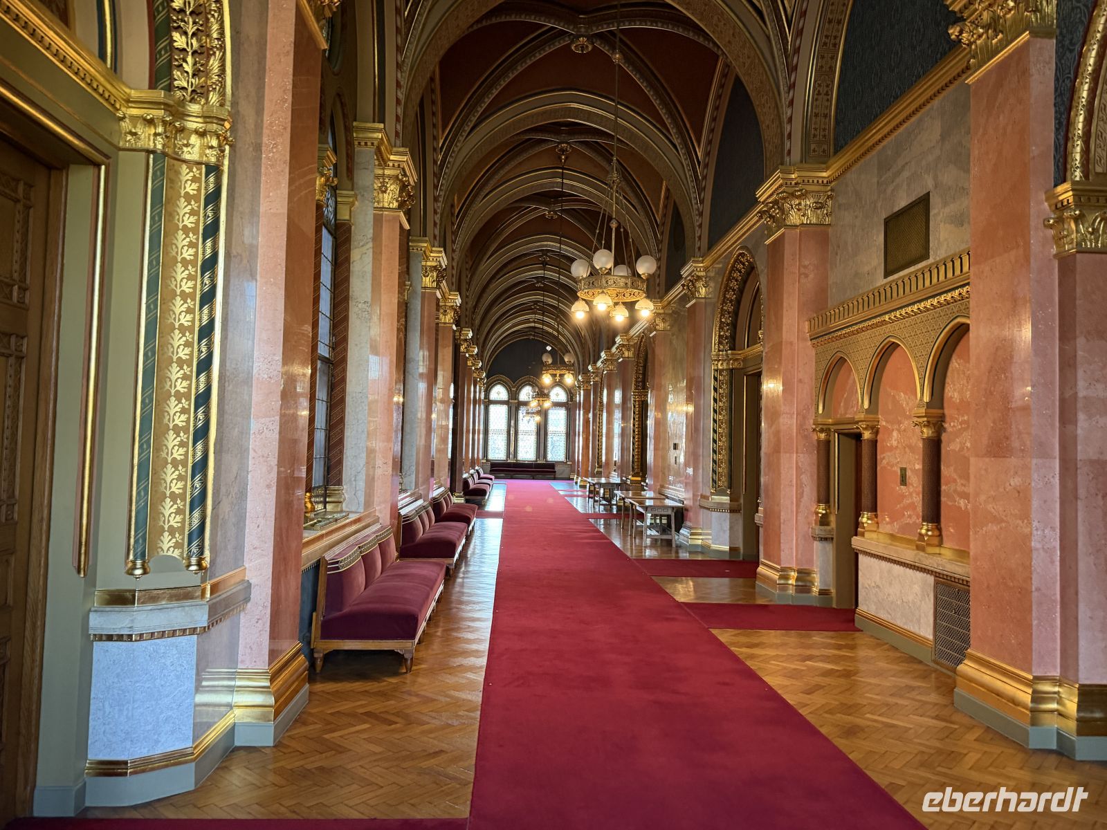 Flur im Parlament &ndash; &copy; Falk Rätzer (Eberhardt TRAVEL)
