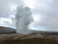 Yellowstone Nationalpark, Old Faithful Geysir &ndash; &copy; Ralf Mehnert (Eberhardt TRAVEL)