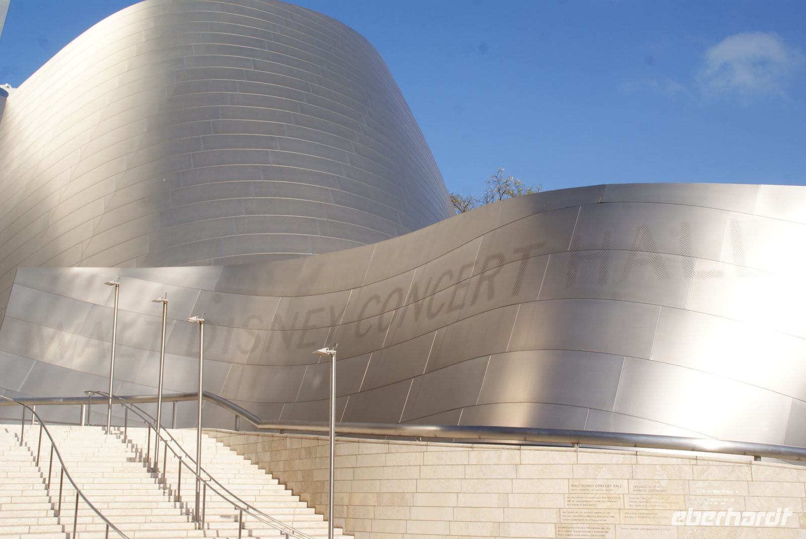 8  Walt Disney Concert Hall &ndash; &copy; Susanne Schirmann (Eberhardt TRAVEL)