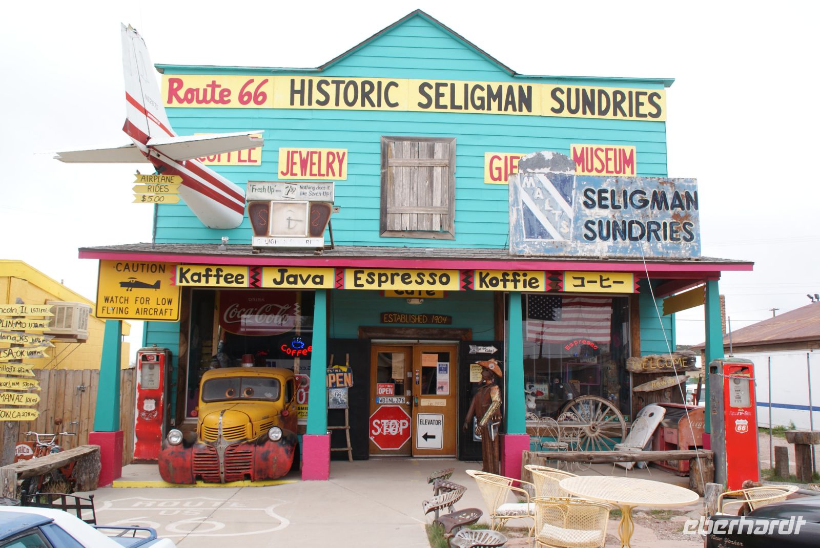 79 Seligman Route 66 &ndash; &copy; Susanne Schirmann (Eberhardt TRAVEL)