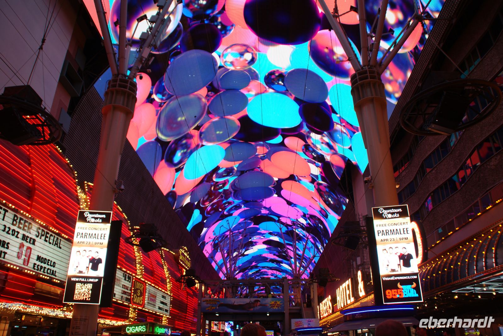 179 Lightshow Fremont Street &ndash; &copy; Susanne Schirmann (Eberhardt TRAVEL)