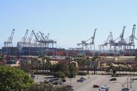 Containerhafen von Long Beach &ndash; &copy; Nicole Hickmann (Eberhardt TRAVEL)