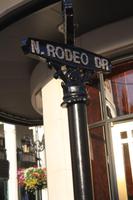 Rodeo Drive - Glitzer & Galmour, sogar am Straßenschild &ndash; &copy; Nicole Hickmann (Eberhardt TRAVEL)