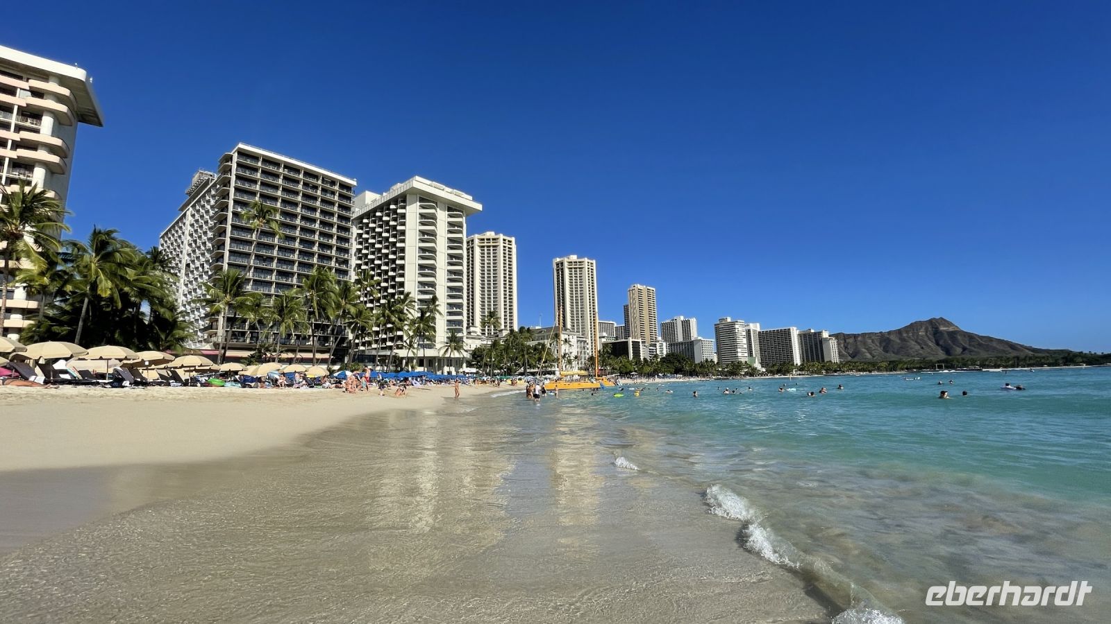 Baden am Waikiki Beach &ndash; &copy; Jacob Spangenberg (Eberhardt TRAVEL)