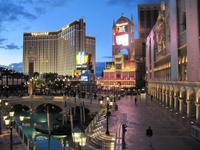 Las Vegas bei Nacht &ndash; &copy; Anna Stiebing (Eberhardt TRAVEL)