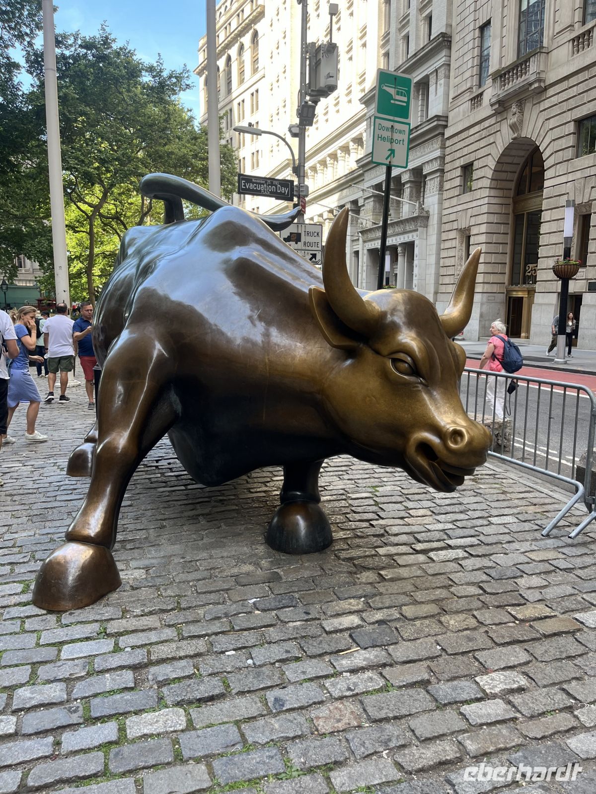 Charging Bull - Wall Street &ndash; &copy; Vicky Kern (Eberhardt TRAVEL)