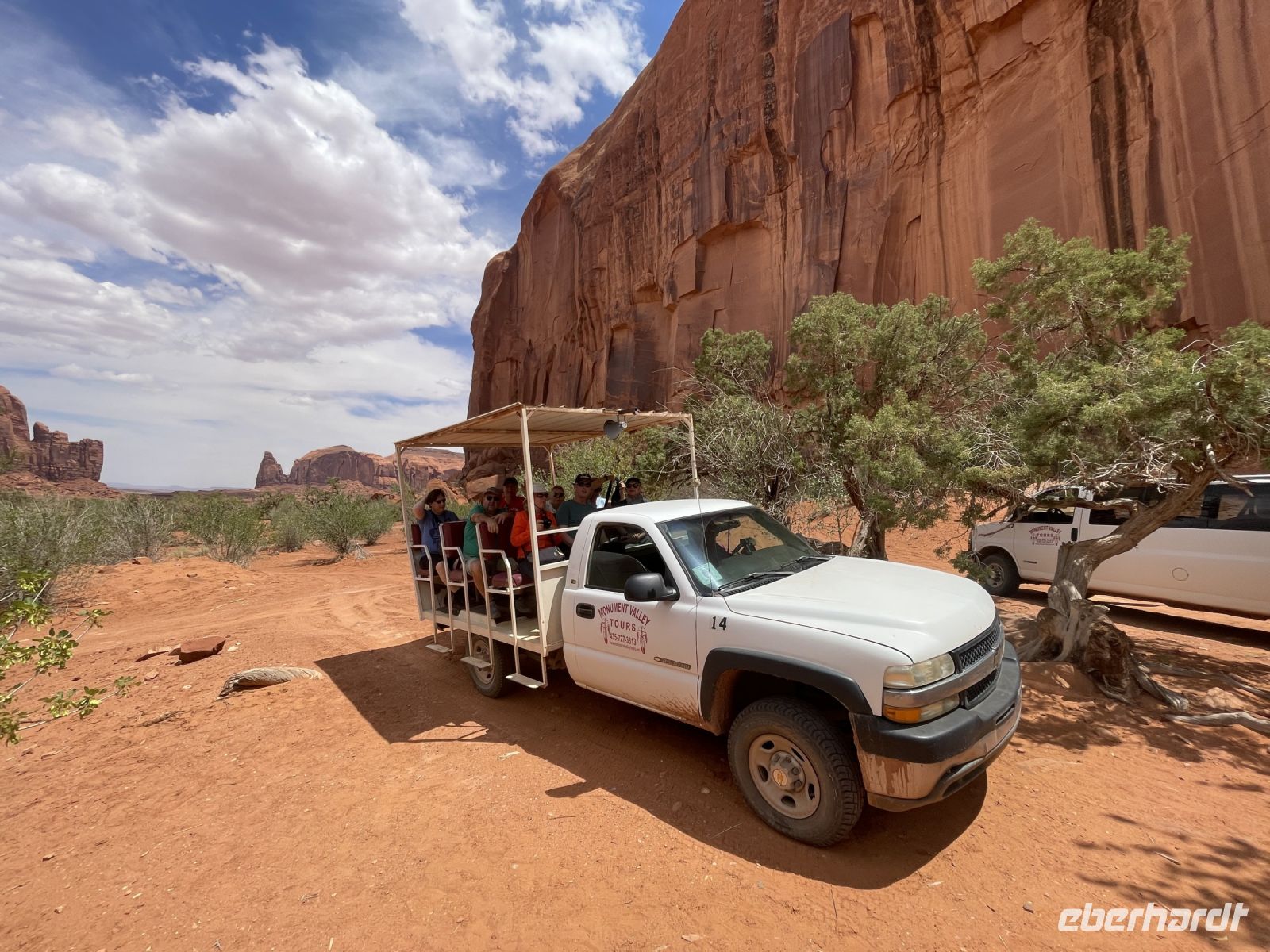  Monument Valley - Jeeptour &ndash; &copy; Jacob Spangenberg (Eberhardt TRAVEL)
