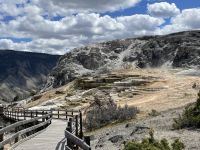 Yellowstone Nationalpark - Mamuth Hot Springs (heiße Quellen) &ndash; &copy; Jacob Spangenberg (Eberhardt TRAVEL)