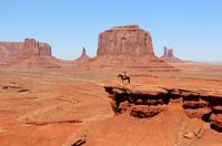 Jeeptour im Monument Valley - Marlboro-Aussicht mit Cowboy &ndash; &copy; Kristin Weigel (Eberhardt TRAVEL)
