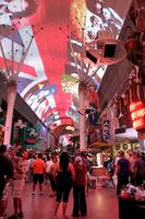 Las Vegas Nachttour - Altstadt an der Fremont Street &ndash; &copy; Kristin Weigel (Eberhardt TRAVEL)